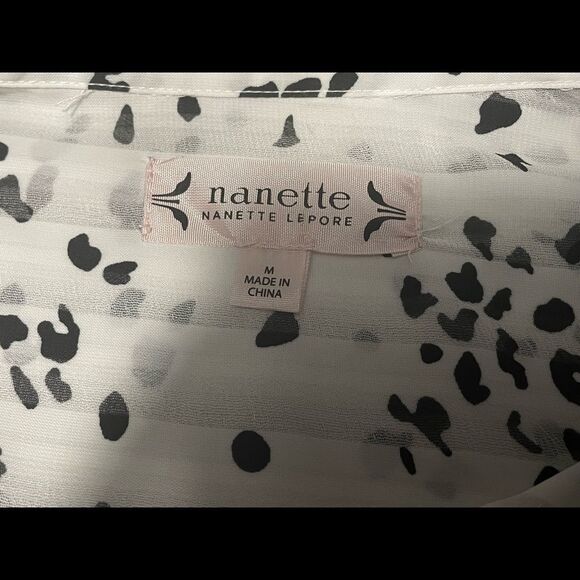 NANETTE Lepore sheer white blouse with black spotted print size M good condition - Picture 3 of 4